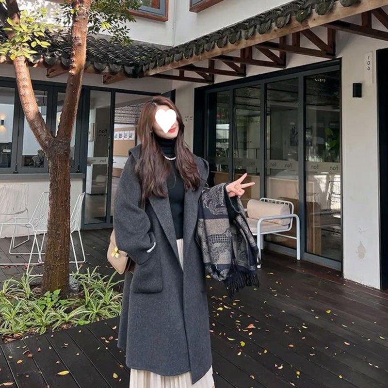 Hepburn Style British Woolen Coat Mid-Length New Fashion Horn Buckle Hooded Wool Woolen Coat - Image 1